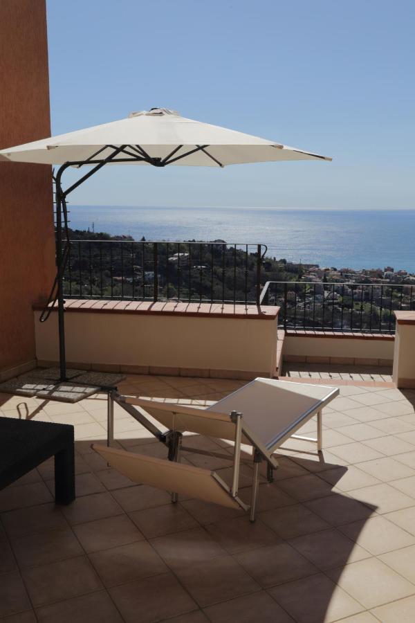 Maison Paradiso: Charme E Relax A פייטרה ליגורה מראה חיצוני תמונה